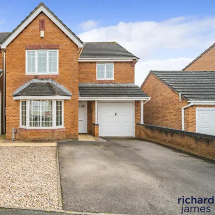 Buy this 3 bed house on 51 Warrener Close in Swindon, SN25 4AH