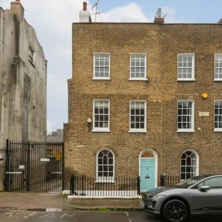 Buy this 3 bed townhouse on 19 Charlton Place in Angel, London