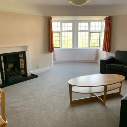 Rent this 3 bed apartment on Queen's Drive in London, W3 0HD