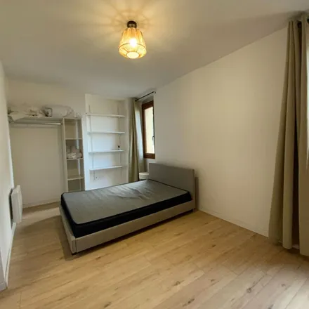 Rent this 1 bed apartment on Marché Bio Provençal in Avenue Pasteur, 13300 Salon de Provence