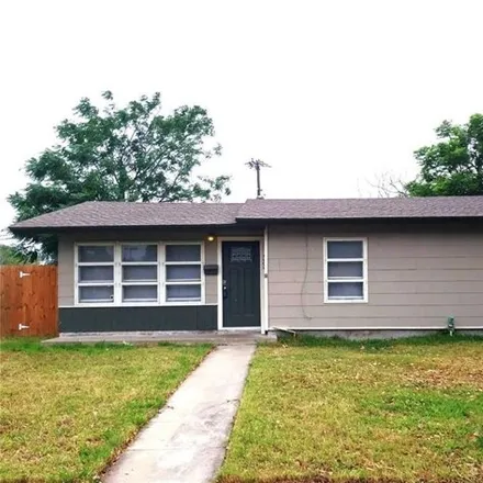 Rent this 3 bed house on 4002 Robinhood Dr in Corpus Christi, Texas