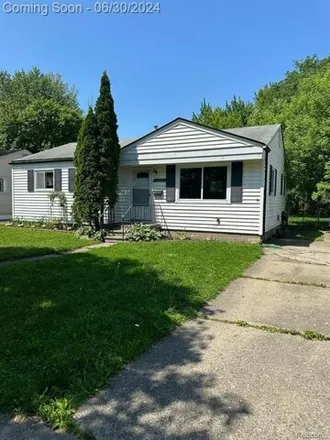 Rent this 3 bed house on 22533 Masch Ave in Warren, Michigan