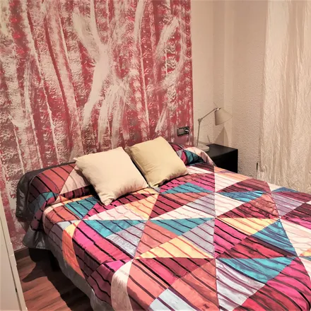 Rent this studio apartment on Carrer del Consell de Cent in 254, 08001 Barcelona