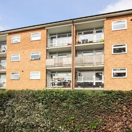 Rent this 2 bed apartment on Lankton Close in London, BR3 5DZ
