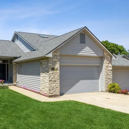 Buy this 2 bed condo on 1780 Country Club Drive in Coralville, IA 52241