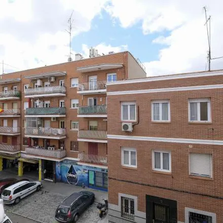 Image 9 - Madrid, Calle del Limonero, 39, 28020 Madrid - Apartment for rent