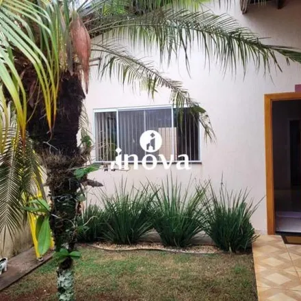 Buy this 3 bed house on Rua Agnaldo Ozelami in Jardim Nenê Gomes, Uberaba - MG