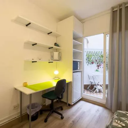 Rent this 4 bed apartment on Carrer de Jaume Roig in 20-26, 08028 Barcelona