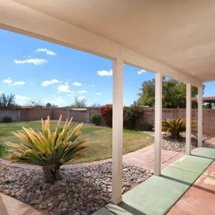 Image 7 - 8901 North Sunridge Place, Pima County, AZ 85704, USA - House for sale