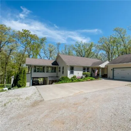 Image 2 - 401 Cedar Lane, Saint Charles County, MO 63385, USA - House for sale