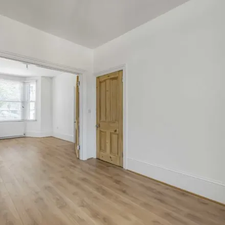 Image 1 - Nunhead Grove, London, SE15 3LX, United Kingdom - Townhouse for rent