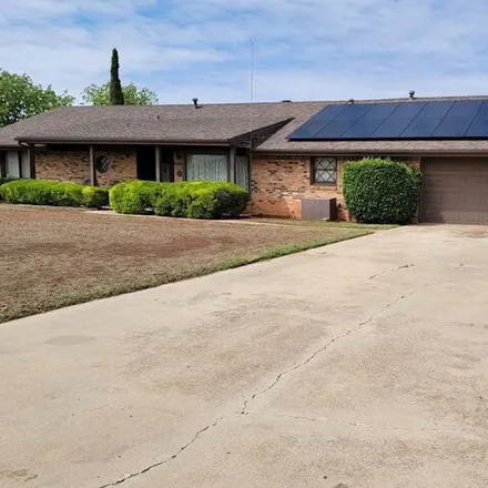 Buy this 3 bed house on 525 Scott Drive in Big Spring, TX 79720