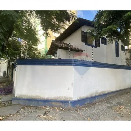 Buy this 3 bed house on Rua Capitão Sampaio Xavier 392 in Rosarinho, Recife - PE