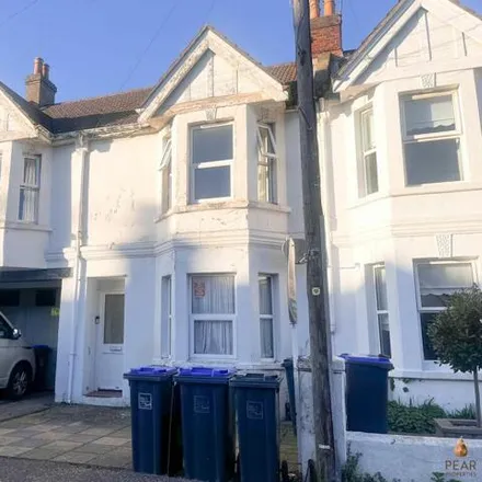 Rent this 3 bed room on 51 Becket Road in Worthing, BN14 7ET