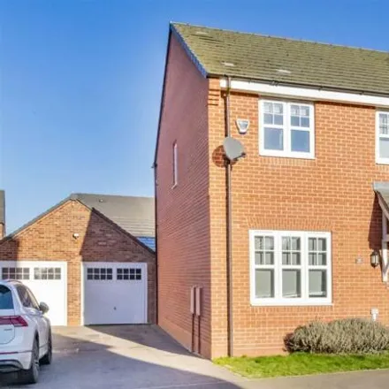Buy this 3 bed duplex on Hanging Barrows in Boughton, NN2 8FS
