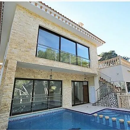 Buy this 4 bed house on 03004 Alicante