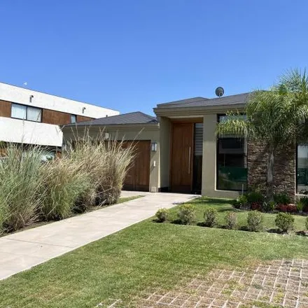 Buy this 3 bed house on unnamed road in Partido de Ezeiza, B1803 HAA Canning