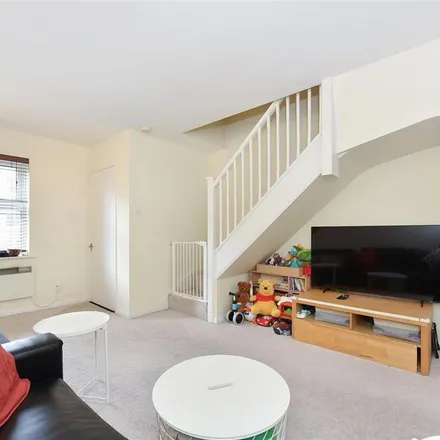 Image 9 - Langbourne Place, Westferry Road, Millwall, London, E14 3WW, United Kingdom - Townhouse for rent