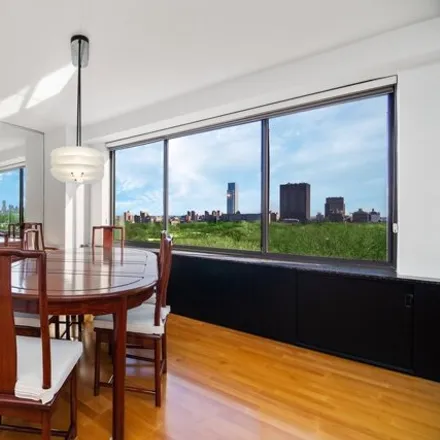 Image 2 - Central Park West, New York, NY 10025, USA - House for rent