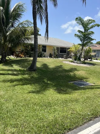 Image 3 - 5906 Palm Drive, Indian River Estates, Saint Lucie County, FL 34982, USA - House for sale