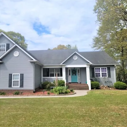 Buy this 4 bed house on 126 Longleaf Lane in Craven County, NC 28562