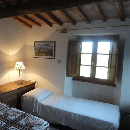 Rent this 4 bed house on Figline e Incisa Valdarno in Florence, Italy