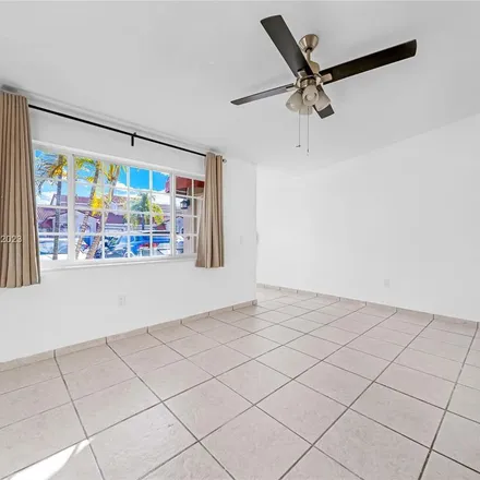 Image 9 - 6868 Northwest 166th Terrace, Miami Lakes, FL 33014, USA - Apartment for rent