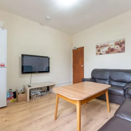 Image 8 - 11 Harrow Road, Selly Oak, B29 7DN, United Kingdom - Apartment for rent