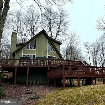 Buy this 3 bed house on 1433 Lake Lane in Tobyhanna Township, PA 18347