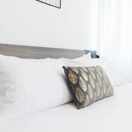 Rent this 2 bed apartment on Via Desenzano in 20146 Milan MI, Italy