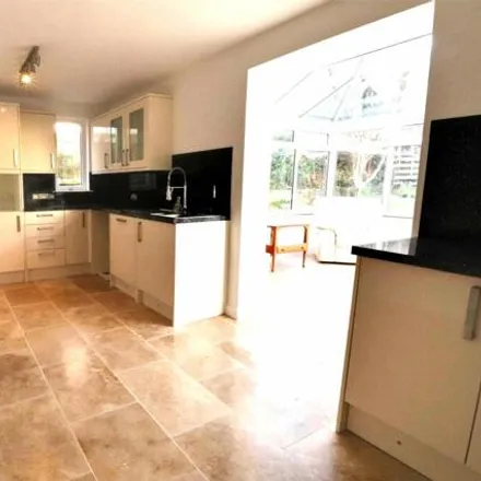 Image 3 - Clinton Close, Bude, EX23 8ET, United Kingdom - House for sale