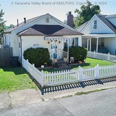 Buy this 2 bed house on 810 Kanawha Ave in Nitro, West Virginia