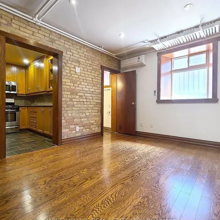 Image 7 - 510 Jarvis Street, Old Toronto, ON M4Y 1B1, Canada - Apartment for rent