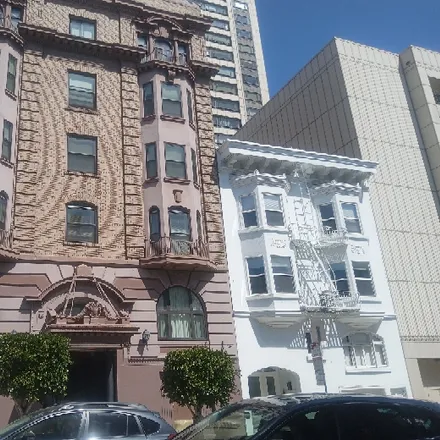 Rent this 1 bed room on 926 Fillmore Street in San Francisco, CA 95115