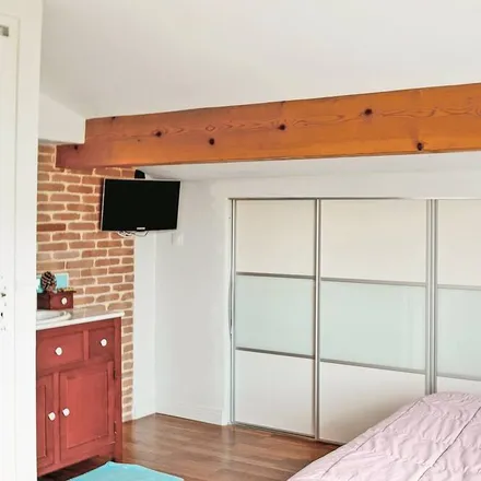 Rent this 2 bed house on 64310 Saint-Pée-sur-Nivelle