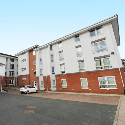 Rent this 6 bed apartment on Ranelagh Terrace in Royal Leamington Spa, CV31 3BS