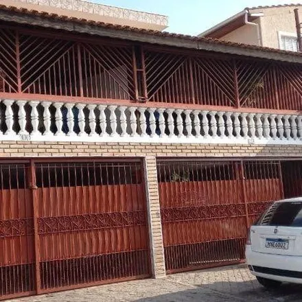 Buy this 3 bed house on Rua Professor Rodolfo de Freitas in Cidade Ademar, São Paulo - SP