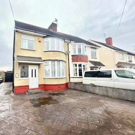 Image 1 - Dudley Wood Rd / The Victoria, Dudley Wood Road, Dudley Wood, DY2 0DA, United Kingdom - Duplex for sale