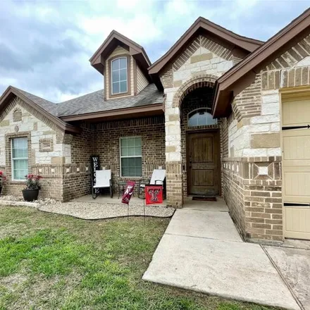 Image 3 - 2204 Ridgewood Dr, Bridgeport, Texas, 76426 - House for sale