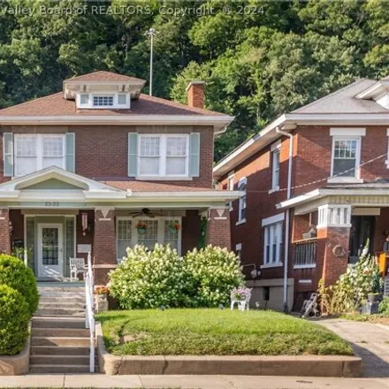 Buy this 4 bed house on 2374 Washington Street East in Charleston, WV 25311