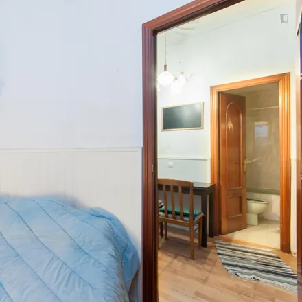 Rent this 2 bed apartment on Madrid in Sirius Café, Calle de Ramiro II