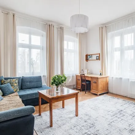 Rent this 4 bed room on Romualda Traugutta 6 in 80-221 Gdańsk, Poland