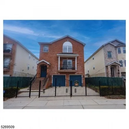 Image 2 - 253 Shepard Avenue, East Orange, NJ 07018, USA - House for rent