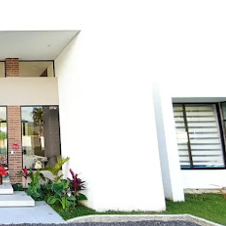 Buy this 5 bed house on unnamed road in 660006 AMCO, Area Metropolitana Centro Occidente