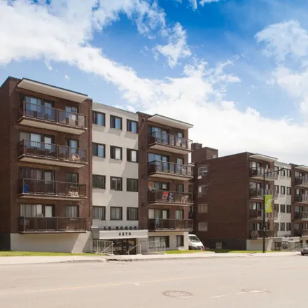 Rent this 2 bed apartment on La Primevère in 4590 Chemin Queen Mary, Montreal
