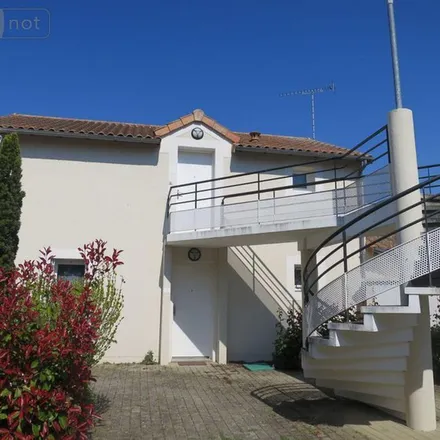 Rent this 2 bed apartment on 21 Grand'Rue in 86140 Scorbé-Clairvaux, France