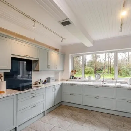 Image 2 - Black Swan Spinney, Wansford, PE8 6LE, United Kingdom - House for sale
