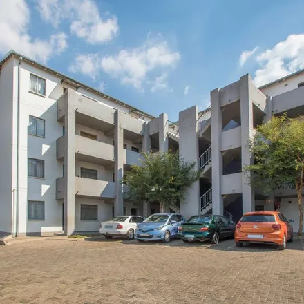 Rent this 1 bed apartment on Chute Drive in Fleurhof, Soweto