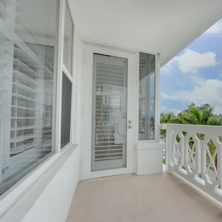 Image 6 - 333 Sunset Avenue, Palm Beach, Palm Beach County, FL 33480, USA - Apartment for rent