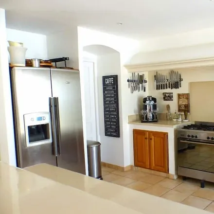Rent this 4 bed house on 83150 Bandol